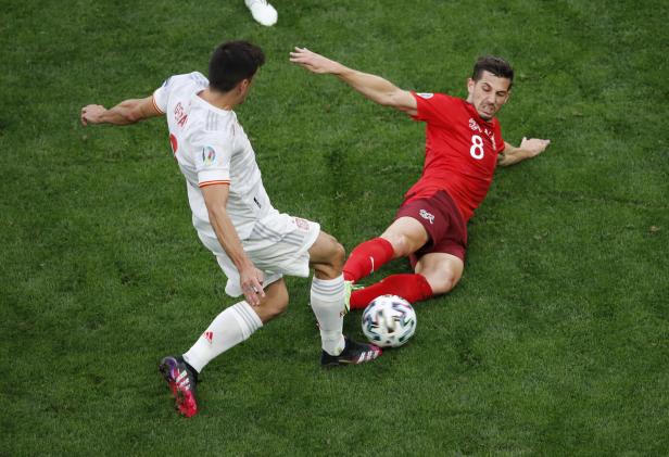 Nach Elferkrimi: Spanien schlägt Schweiz und steht im EM-Halbfinale