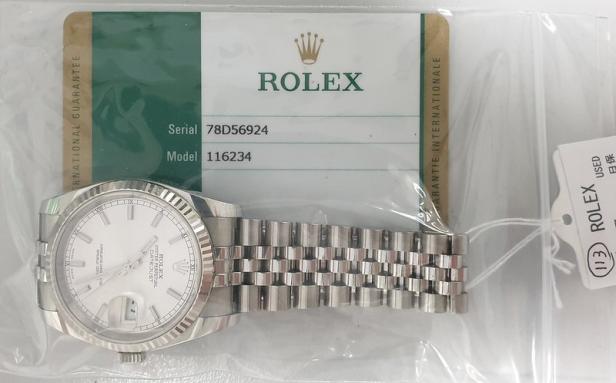 38 Rolex-Uhren bei Geschäftsfrau am Wiener Flughafen sichergestellt