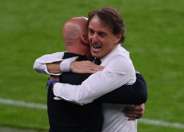 Mancini vs. Southgate: Der Kommissar fordert den Manager