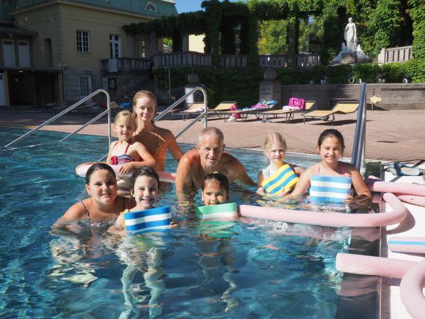 25 Jahre Schwimmtrainer: Einsatz im schwimmenden Klassenzimmer