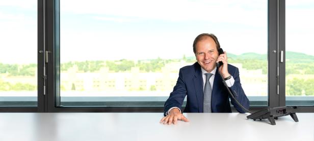 Verursachte Schäden am Gehsteig durch Handwerker – wer haftet?