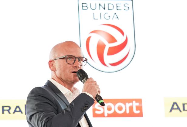 Fußball, Bundesliga Pressekonferenz