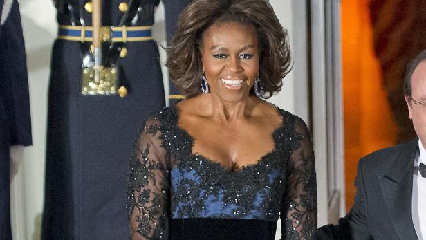 Michelle Obama sorgt im 8800-Euro-Kleid für Aufsehen