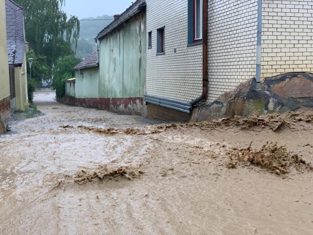 Hunderte FF-Einsätze nach Starkregen in Niederösterreich