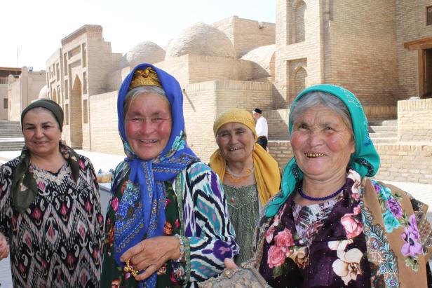 Khiva: Fremde Gesichter in der Stadt der vielen Märchen