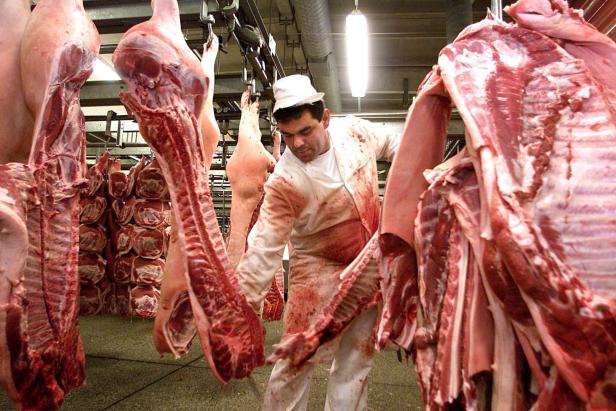"Unter die Räder gekommen": Das stille Sterben der Fleischereien