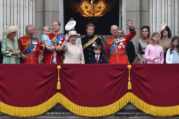 Wie Prinz Charles Karriere von Eugenie und Beatrice sabotierte