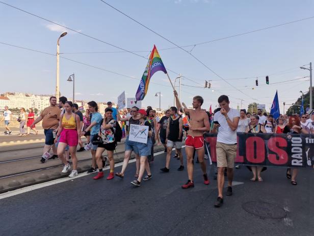 Pride-Parade in Budapest: Eine laute Regenbogen-Botschaft an Orbán