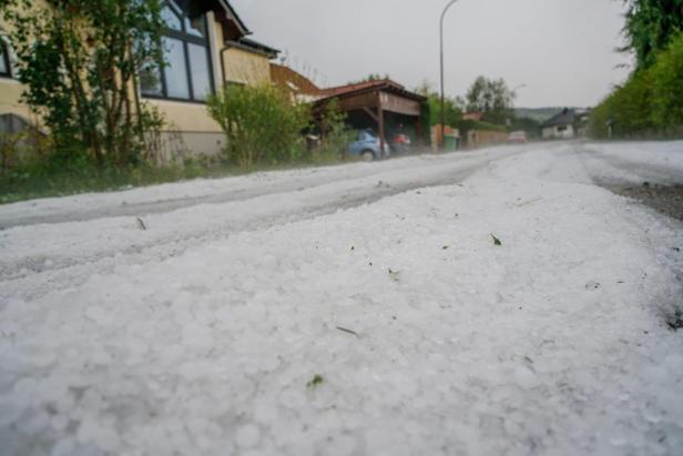 Weiß wie im Winter: Massives Hagelunwetter im Bezirk Neunkirchen