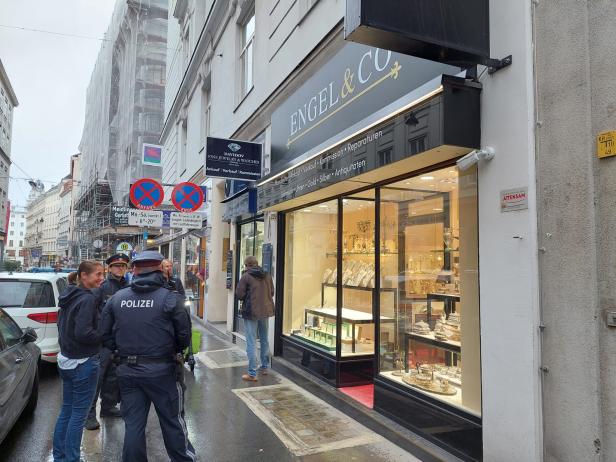 Raubüberfall auf Juwelier in Wiener Innenstadt: Täter auf der Flucht