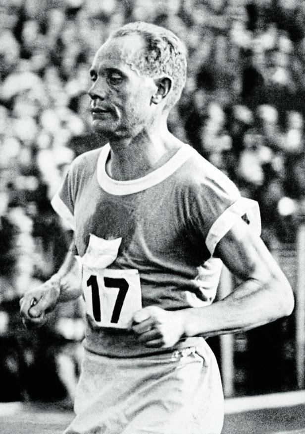 FILES-OLY-2020-2021-LEGENDS-FIVE-1920-1848 Sport Teil der nationalen Identität
