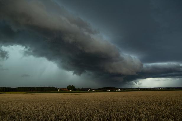 Auf heißesten Tag folgen heftige Gewitter in ganz Österreich