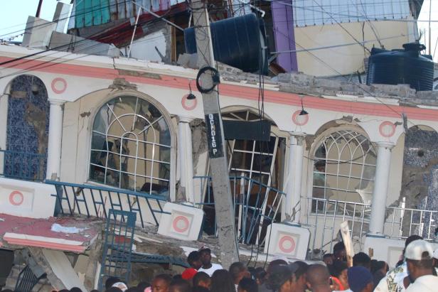 Erdbeben in Haiti: Zahl der Todesopfer steigt und steigt
