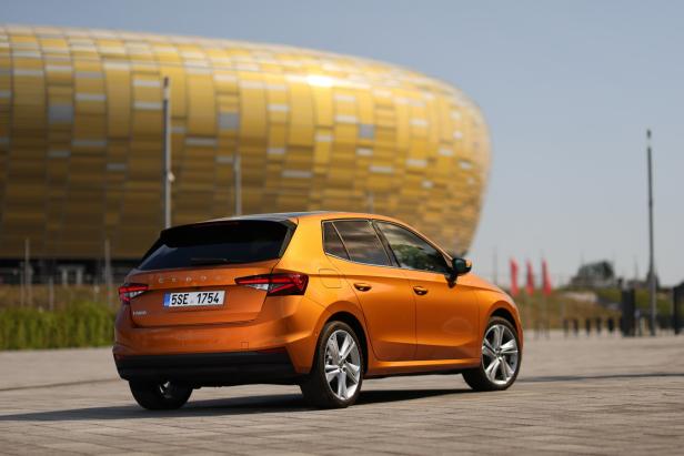 88_skoda_fabia_ml_phoenix_orange-1920x1281.jpg