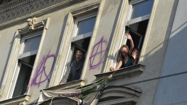 Protest von Ex-Bewohnern der "Pizzeria Anarchia"