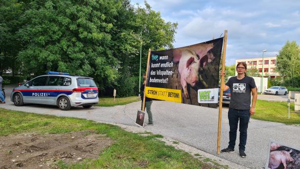 Wirbel um Tierschutzprotest bei Welser ÖVP-Fest