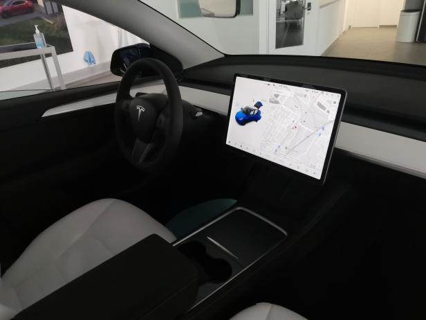 Zum Start in Österreich: Erste Sitzprobe im Tesla Model Y