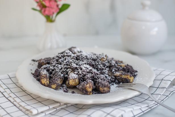 Rezept: Mohnnudeln Sweet potato dumplings with poppy seeds