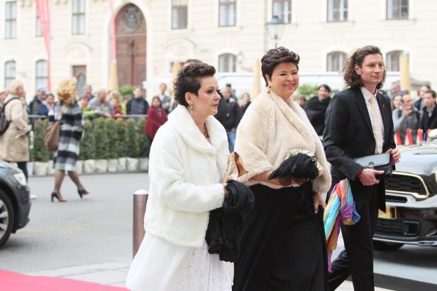 Promi-Schaulaufen am Life Ball