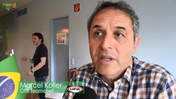 Marcel Koller, ehemaliger ÖFB-Teamchef, spricht in ein Mikrofon.