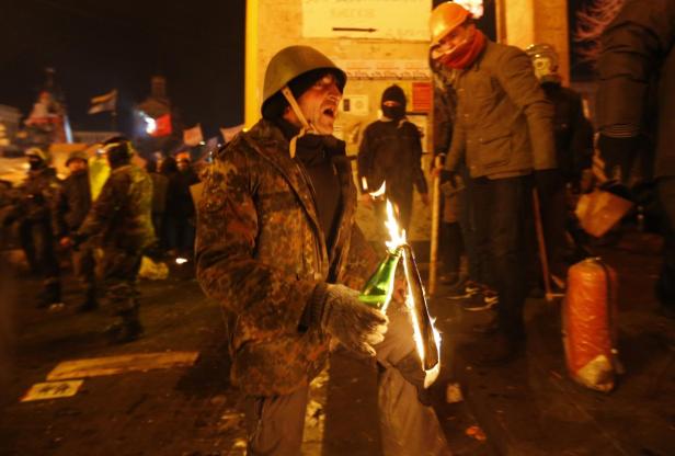 Der Maidan brennt: 25 Tote nach Räumung