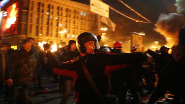 Der Maidan brennt: 25 Tote nach Räumung