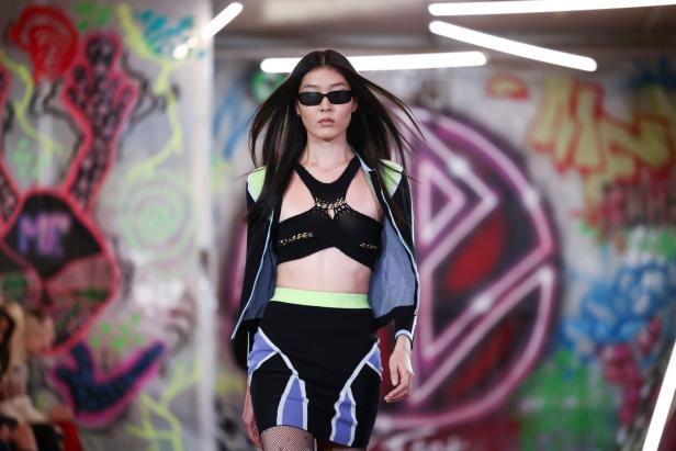 London Fashion Week ist zurück auf den Laufstegen