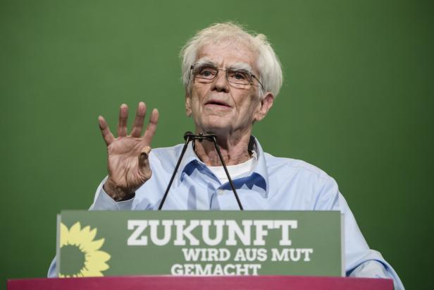 Grünen-Mitgründer Ströbele: "Ich vermisse wichtige Diskussionen"