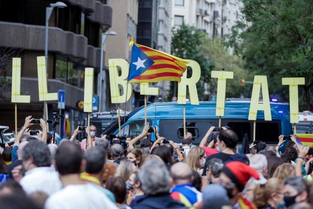 Katalonischer Ex-Premier Puigdemont wieder auf freiem Fuß