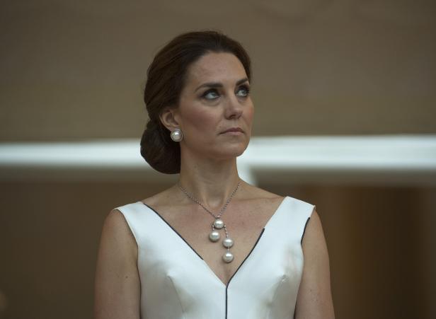 Herzogin Kate: Genervte Reaktion auf Frage zu Meghan und Harry geht viral