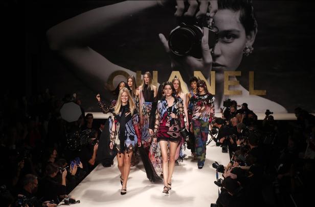 Chanel bei der Pariser Modewoche: Die 90er-Jahre kommen wieder