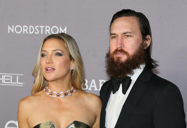 Ja, sie wollen: Diese 5 Hollywood-Paare werden 2022 heiraten
