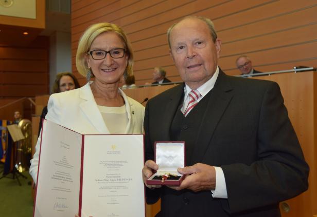 Der "singende Bürgermeister" aus Baden wird 80