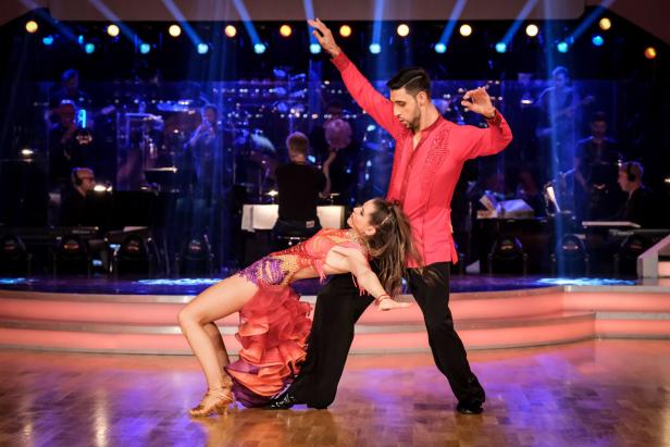 Dancing Stars: Rahoma wurde schwindlig, Tränen bei Athanasiadis - und ein Paar musste gehen