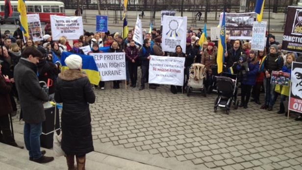 Ukrainer protestieren in Wien