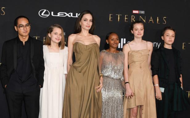 Fotos: Angelina Jolie mit ihren Kindern auf "Eternals"-Premiere