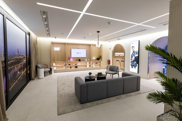 GRAND OPENING: der erste HUAWEI Flagship Store Österreichs eröffnet in der Kärntner Straße in Wien