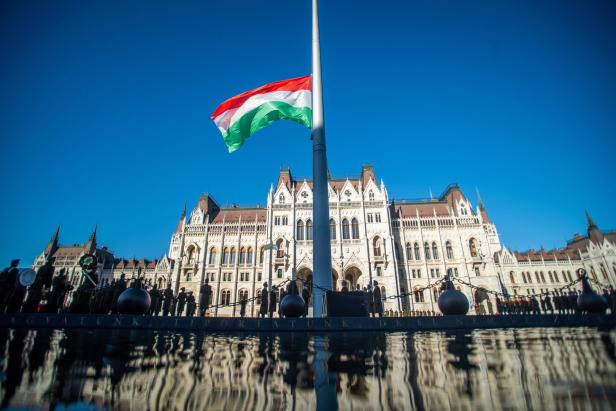 So aggressiv eröffnet Viktor Orbán den Wahlkampf in Ungarn