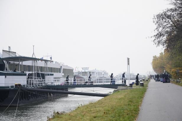 Corona-Cluster auf Schiff: Passagiere werden nach Deutschland gebracht