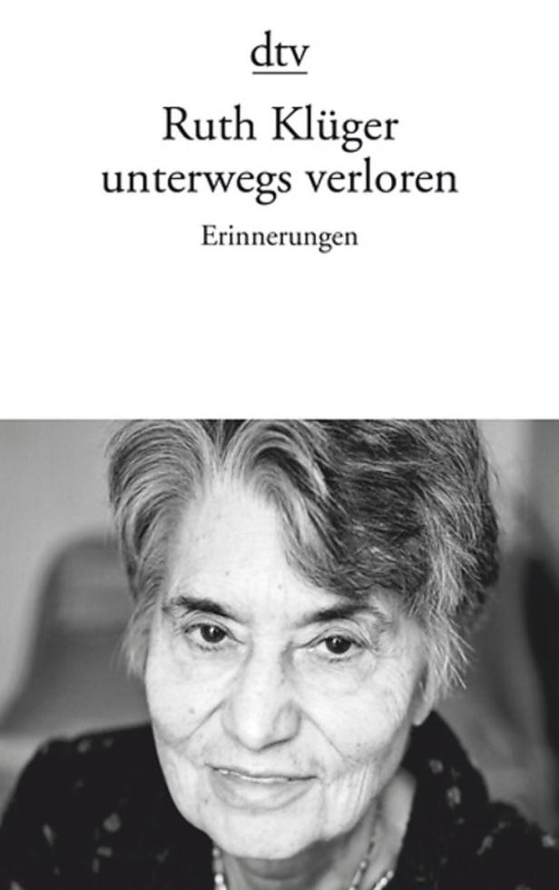 Das Buchcover von Ruth Klügers „unterwegs verloren“ zeigt ein Porträt der Autorin.