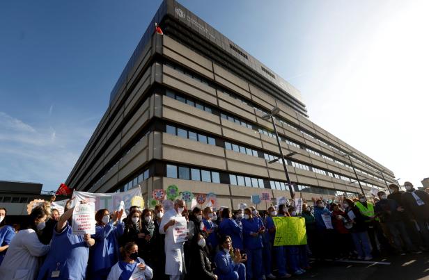 "Handelt endlich": Gesundheitspersonal protestierte gegen Überlastung