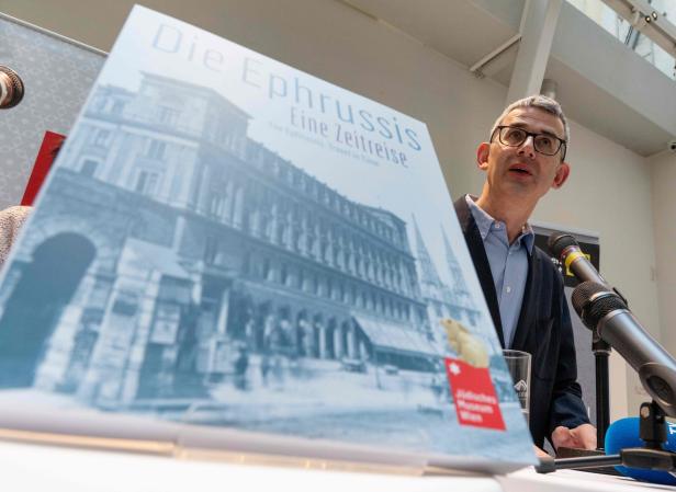 Autor Edmund de Waal: "Ich verbringe viel Zeit mit den Toten“