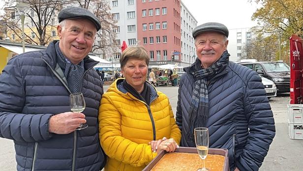 Linz vor dem (Teil-) Lockdown: Volle Regale und leere Impfstraßen