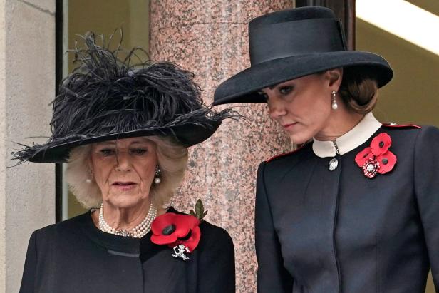 Queen verletzt: Herzogin Kate übernimmt Rolle der Königin