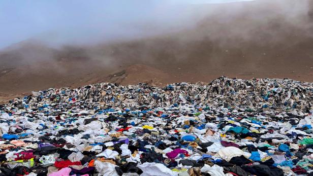 Warum sich in der Atacama-Wüste Kleiderberge bilden