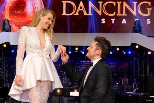 Nach Heiratsantrag bei Dancing Stars: "Die Freude und Liebe ist sehr groß"