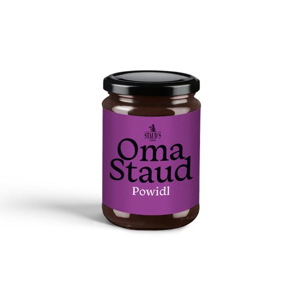 Ein Glas Powidl von Oma Staud mit lila Etikett.