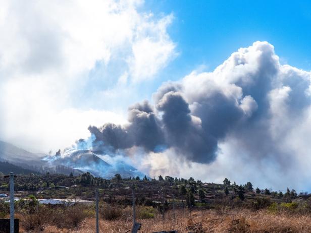 La Palma: Neuer Lavastrom bedroht bisher verschonten Ort