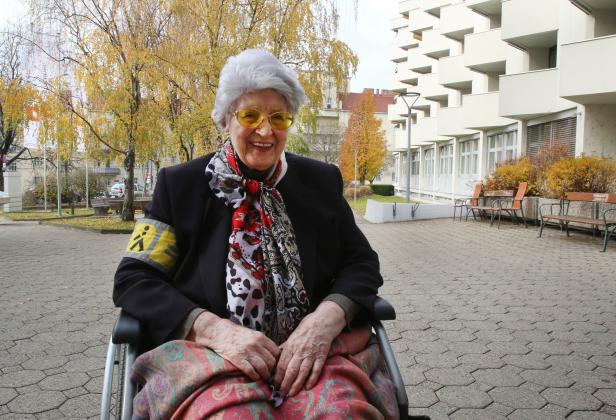Porträt einer 100-Jährigen: Nicht ganz einfache 100 Jahre