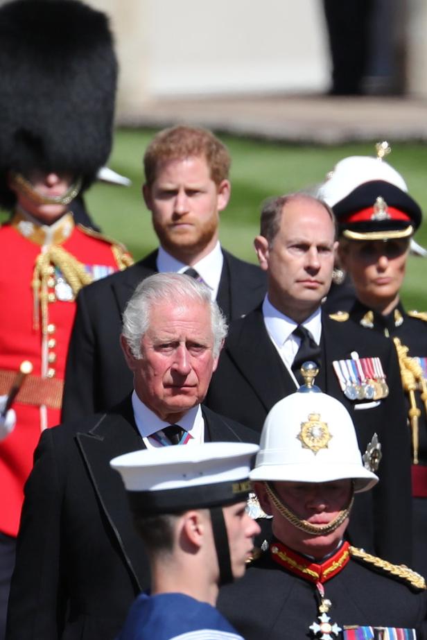 Prinz Harry und Prinz Charles bei Beerdigung von Prinz Philip in Windsor